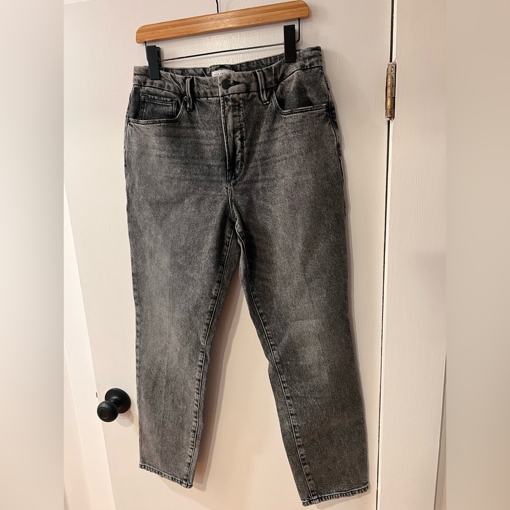 Good American Charcoal Straight Leg Jeans